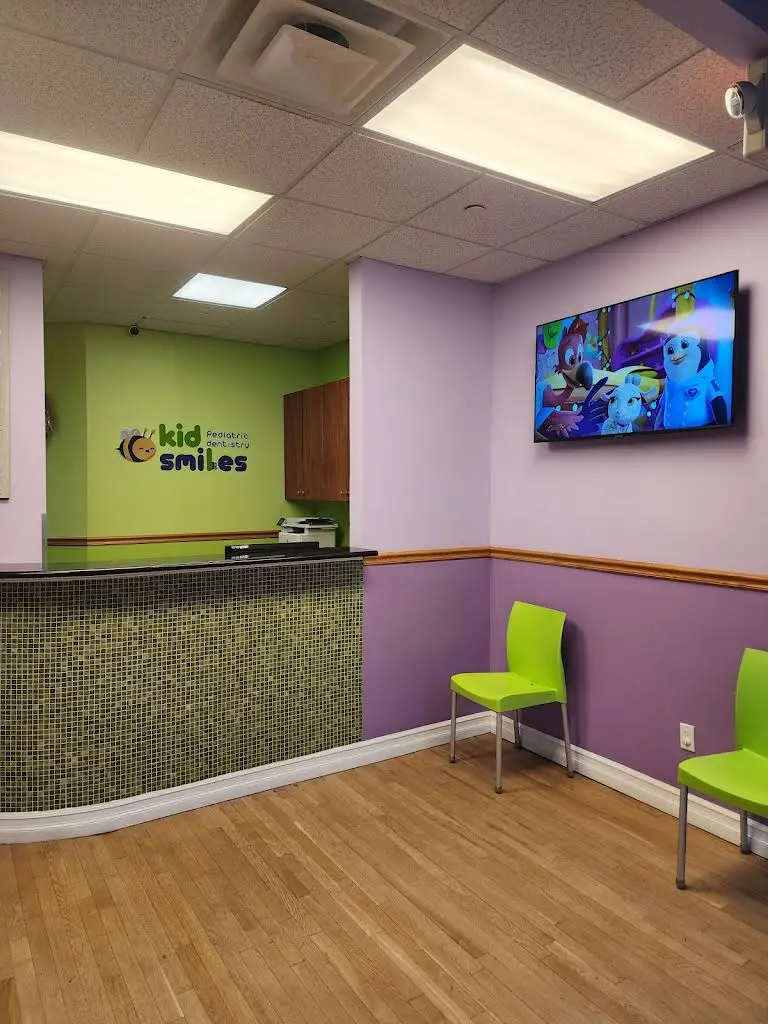 Kid Smiles Pediatric Dentistry - Professional dental clinic exterior with modern facilities