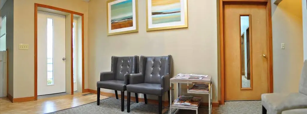 Michael Manasar Dentistry - Professional dental clinic exterior with modern facilities