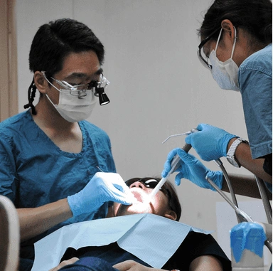 Emergency Dentist - Professional dental clinic exterior with modern facilities
