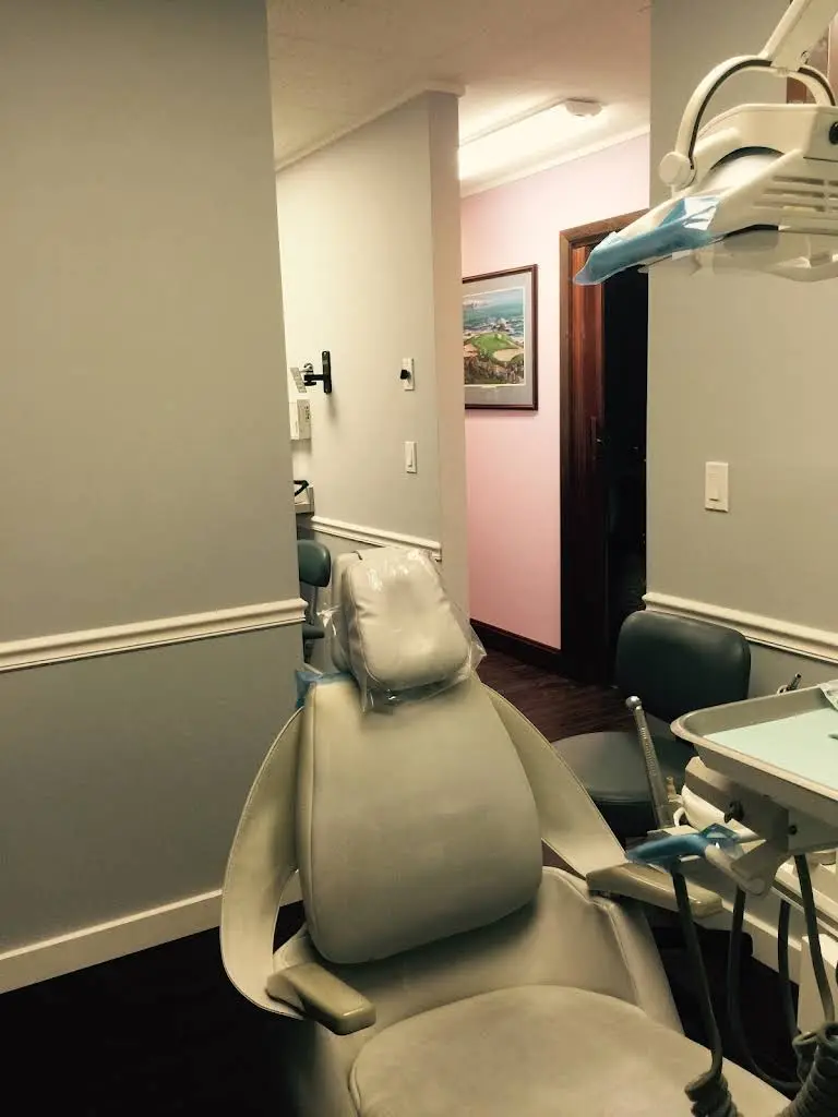 Lindenhurst Family Dental - Professional dental clinic exterior with modern facilities