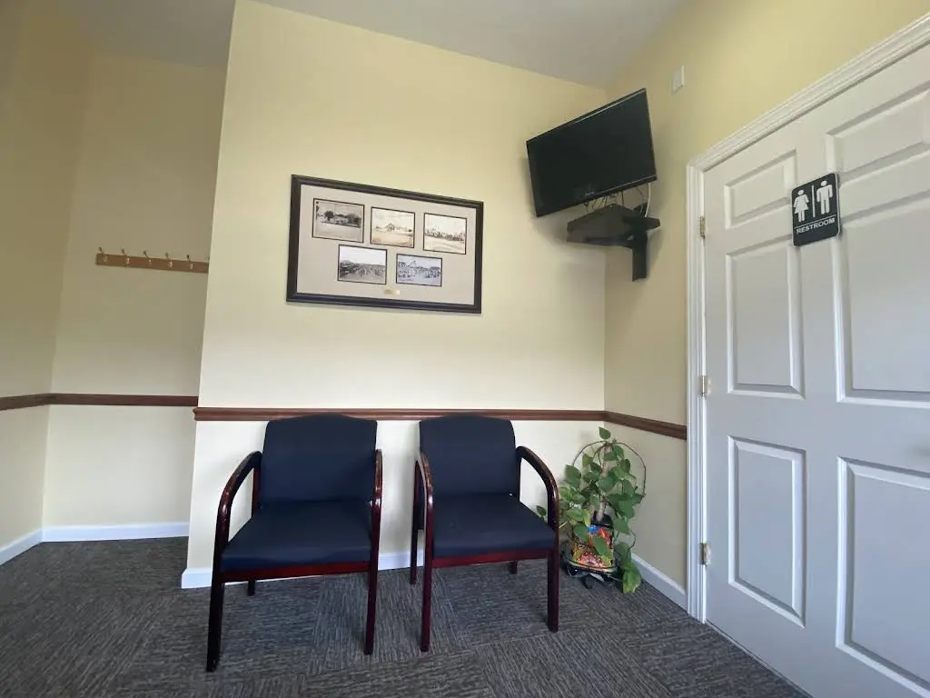 Lindenhurst Bay Dental PC - Professional dental clinic exterior with modern facilities