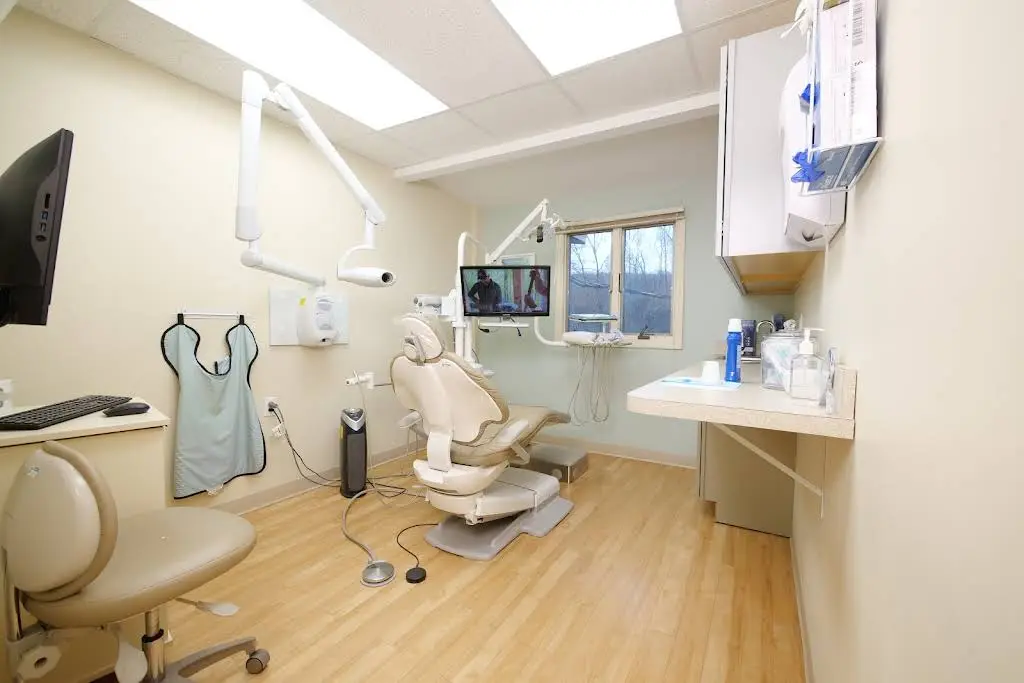 Rifkin Dental - Professional dental clinic exterior with modern facilities
