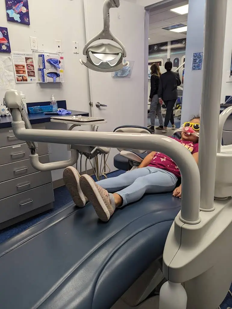 Huntington Smiles Pediatric Dentistry