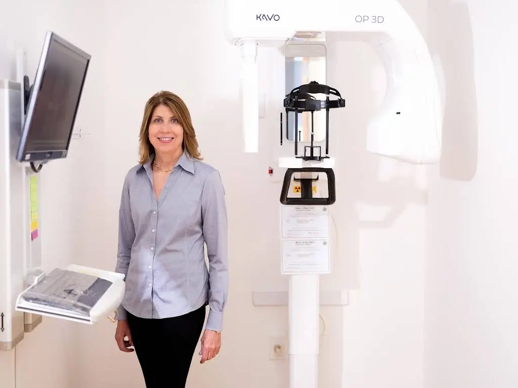 Pound Ridge Cosmetic Dentistry - Professional dental clinic exterior with modern facilities
