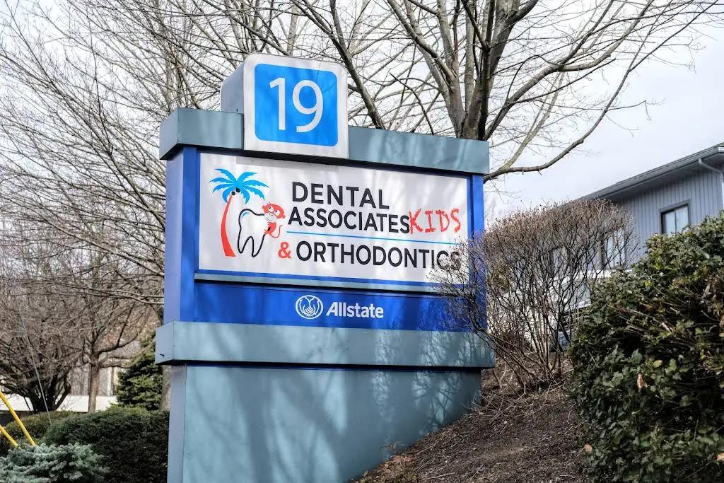 Dental Associates KIDS & Orthodontics