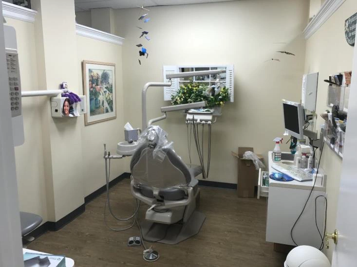 Mondovi Dental - Professional dental clinic exterior with modern facilities