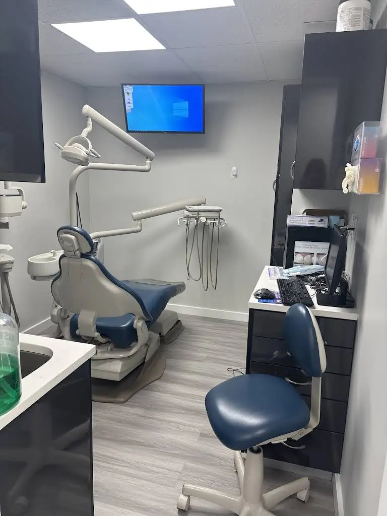 Commack Dental Design