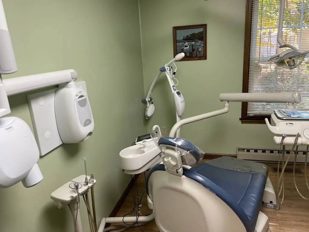 New Milford Family Dental - Professional dental clinic exterior with modern facilities