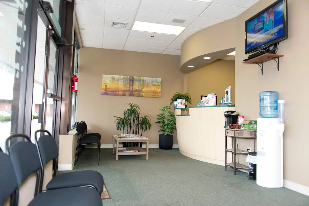 Dr. Dental: Dentistry & Braces