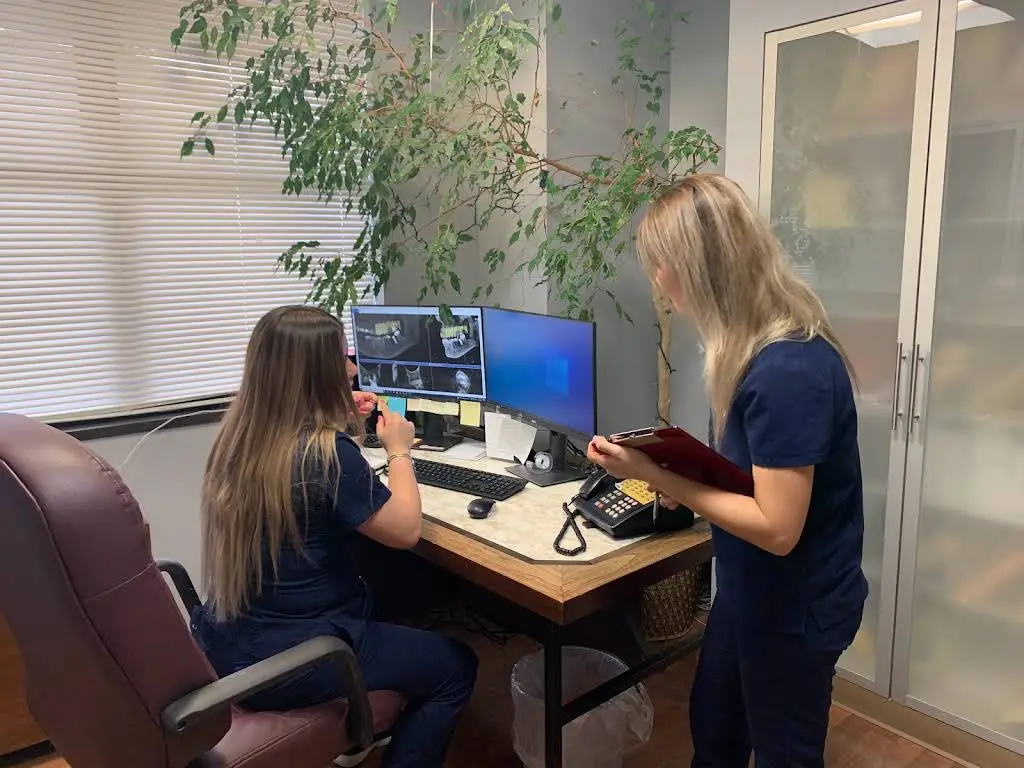 Supreme Dentist Stamford - Dental Implant Specialist and Emergency Dentist