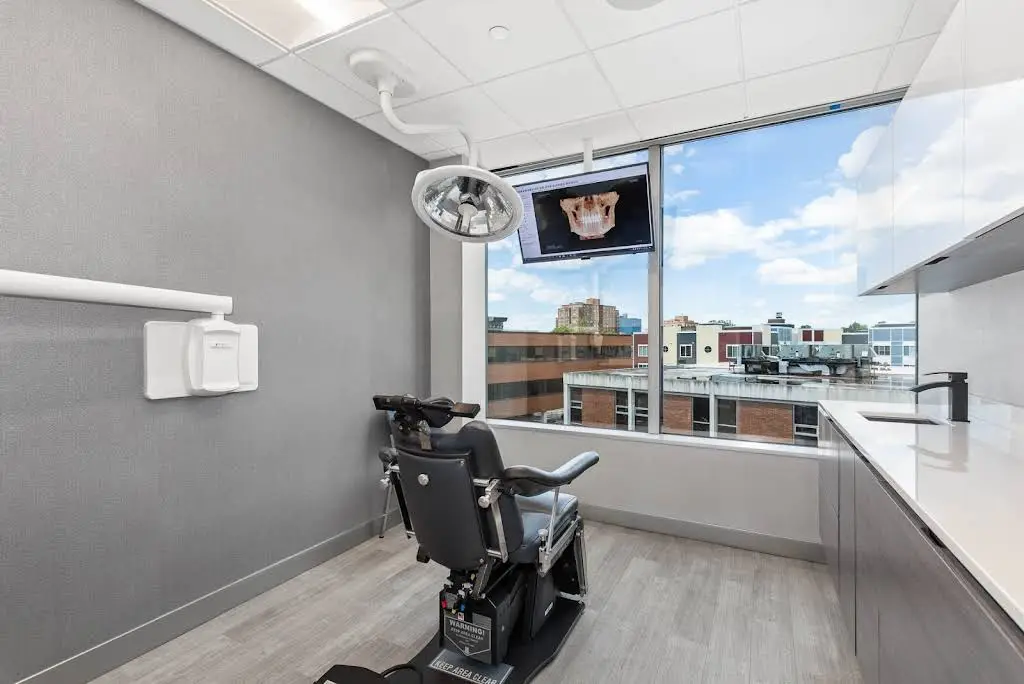 Southern Connecticut Oral & Maxillofacial Surgery & Implantology - Professional dental clinic exterior with modern facilities