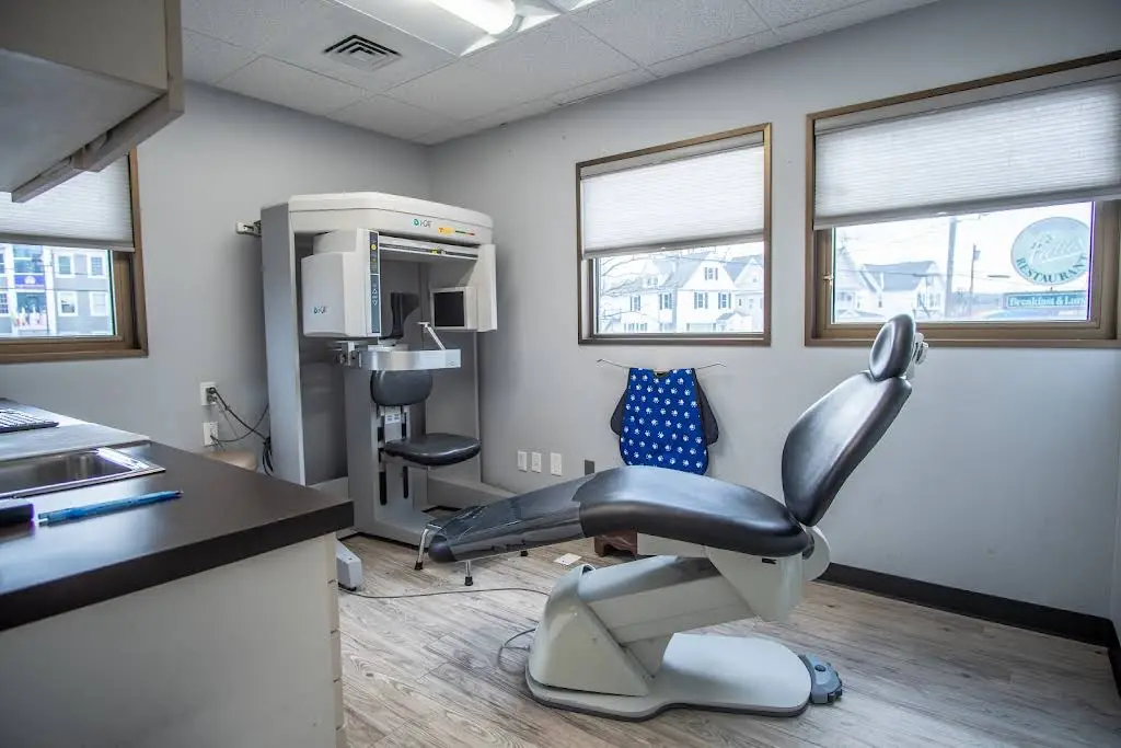 CT Braces - Professional dental clinic exterior with modern facilities