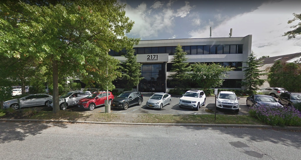 Claire M. Giordano DDS - Professional dental clinic exterior with modern facilities