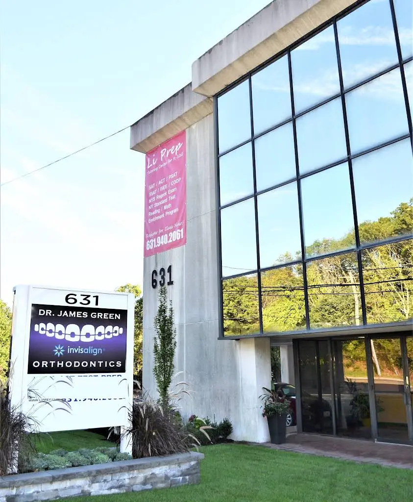 Pro Smile Orthodontics - Professional dental clinic exterior with modern facilities