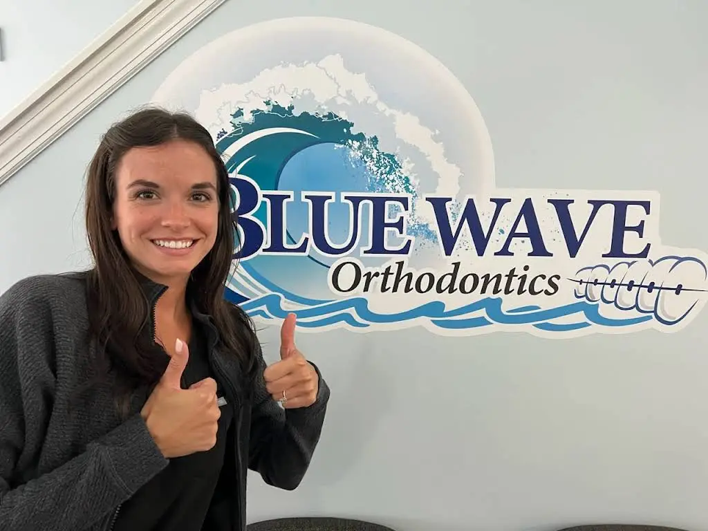 Blue Wave Orthodontics - Professional dental clinic exterior with modern facilities