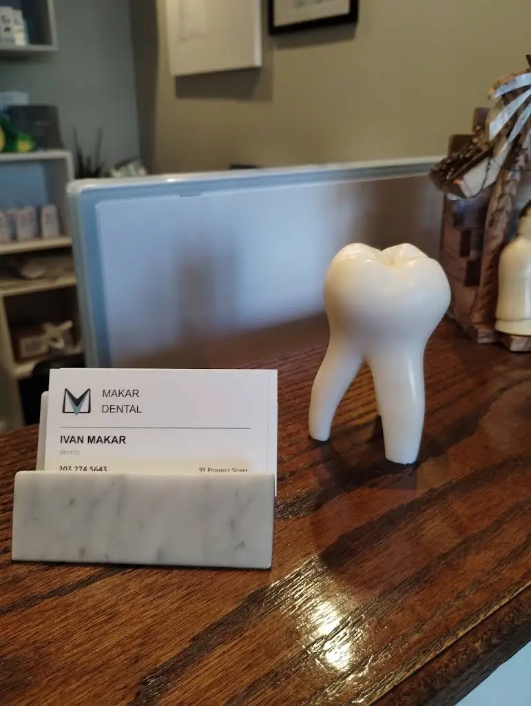 Makar Dental