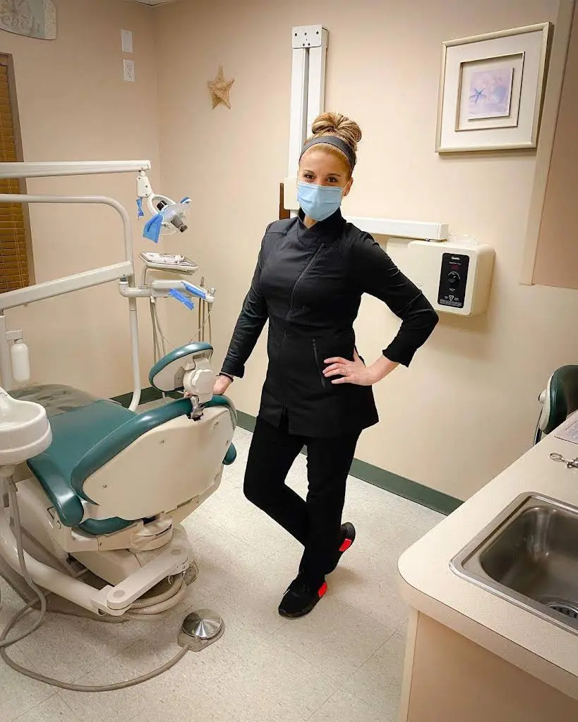 Bella Smiles - Professional dental clinic exterior with modern facilities