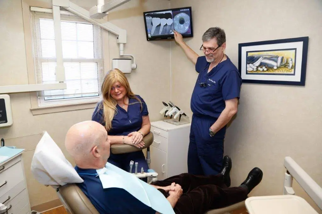 Smithtown Dental Care - Professional dental clinic exterior with modern facilities