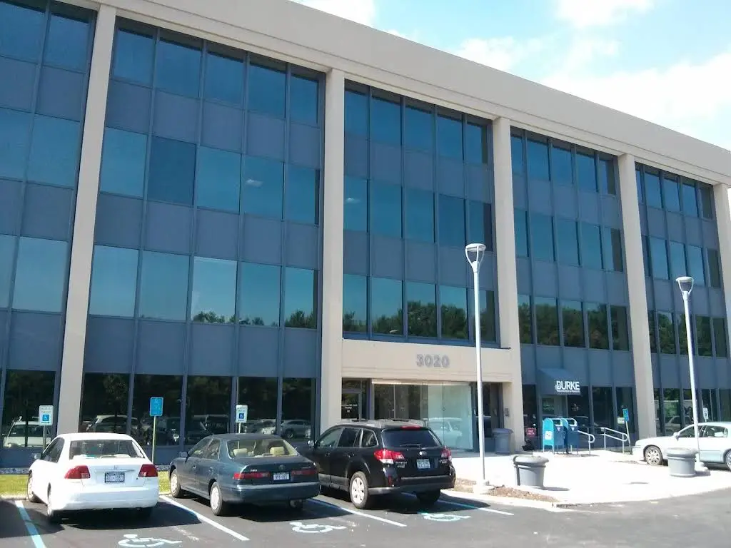 Mondovi Dental - Professional dental clinic exterior with modern facilities