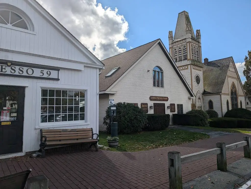 Litchfield Dental Associates - Professional dental clinic exterior with modern facilities