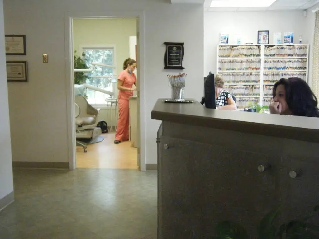 Cosmetic & Family Dentistry - Professional dental clinic exterior with modern facilities