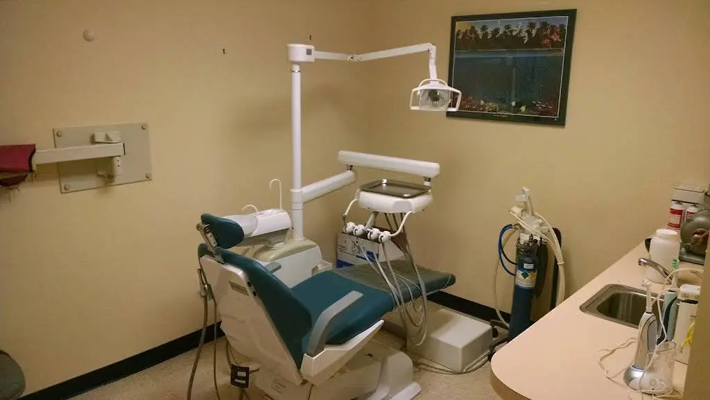 Shawn P Shannon DMD - Professional dental clinic exterior with modern facilities