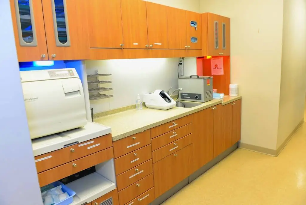 Bridgeport Dental Partners - Professional dental clinic exterior with modern facilities