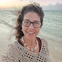 Suzanne Leakey