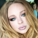 Ashley Marie Mommy (Farmasi Beauty Influencer)