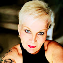 Lisa STULLER